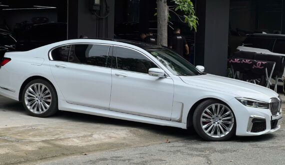 Cho Thuê Xe BMW 7 Series 4 Chỗ Sang Trọng