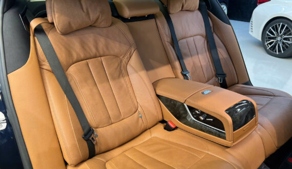 Cho Thuê Xe BMW 7 Series 4 Chỗ Sang Trọng