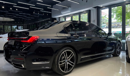 Thuê Xe Tự Lái BMW 730Li Hạng Sang Đời Mới