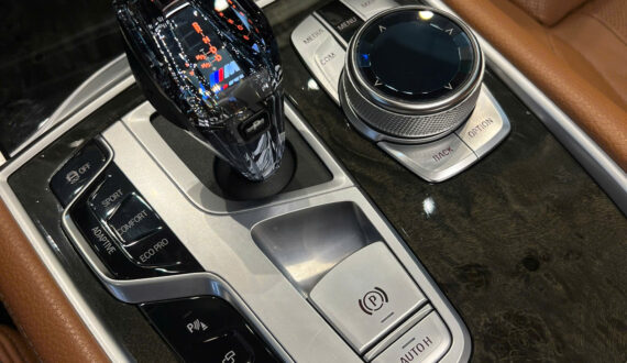 Thuê Xe Tự Lái BMW 730Li Hạng Sang Đời Mới