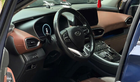 Cho Thuê xe 7 chỗ tự lái Hyundai Santa Fe