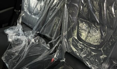 Cho Thuê Xe Land Cruiser LC300 Tại TP.HCM