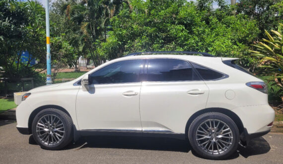 Thuê Xe Lexus RX350 5 Chỗ Tự Lái Tại TP.HCM