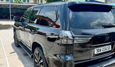 Cho Thuê Xe Lexus LX570 Hạng Sang 7 Chỗ Tại Sài Gòn