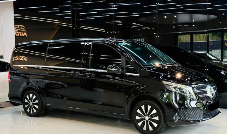 Thuê Xe Mercedes V250 Hạng Sang 7 Chỗ Cỡ Lớn