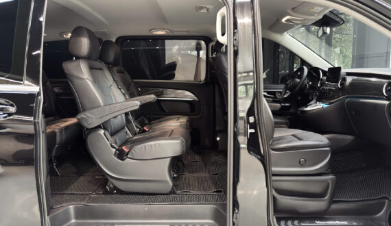 Thuê Xe Mercedes V250 Hạng Sang 7 Chỗ Cỡ Lớn