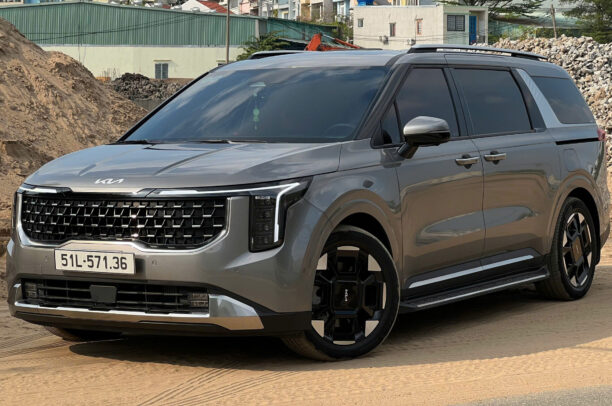Cho Thuê Xe KIA Carnival Đời Mới Theo Tháng