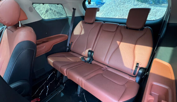 Cho Thuê Xe KIA Carnival Đời Mới Theo Tháng