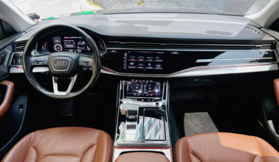 Thuê Xe Audi Q8 5 Chỗ Tự Lái Tại TP.HCM