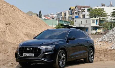 Thuê Xe Audi Q8 5 Chỗ Tự Lái Tại TP.HCM