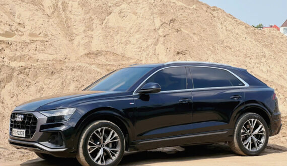 Thuê Xe Audi Q8 5 Chỗ Tự Lái Tại TP.HCM