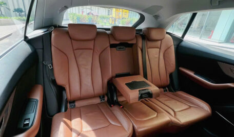 Thuê Xe Audi Q8 5 Chỗ Tự Lái Tại TP.HCM
