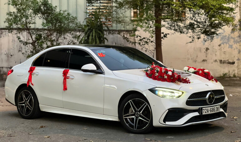 Thuê Xe Hoa Cưới Giá Rẻ Tự Lái Ở Sài Gòn